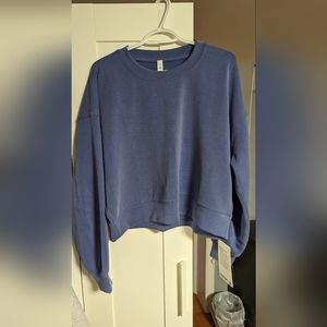 NWT Lululemon Perfectly Oversized Cropped Crew sweater in Water Drop, size 10